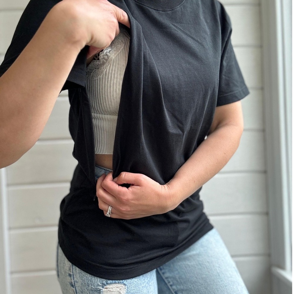 Black Breastfeeding Tshirt